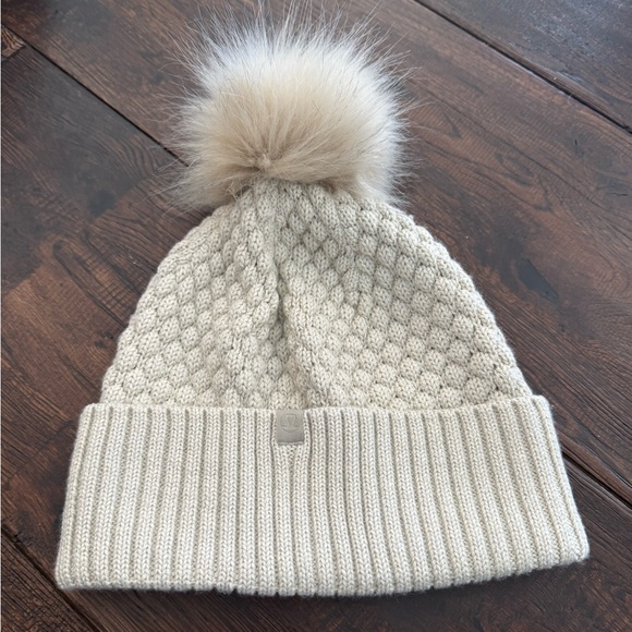 Lululemon Cozy Cream Knit Pom-Pom Toboggan Beanie - Picture 9 of 9